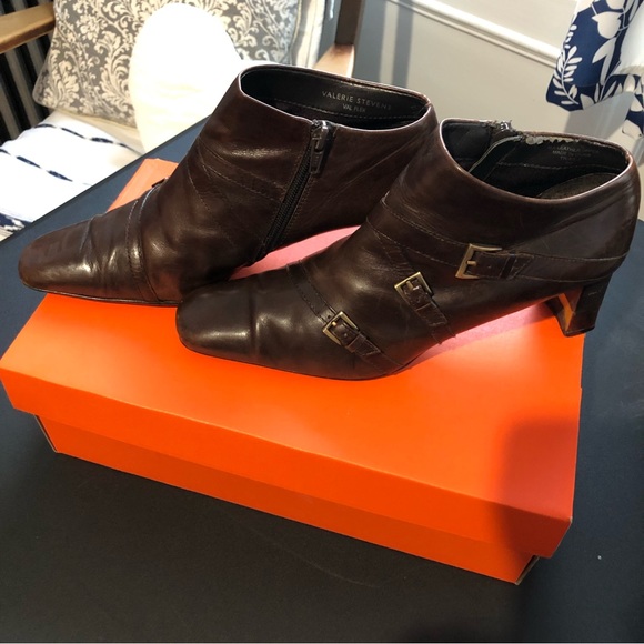 Boots- Valerie Stevens- Vintage-8 - Picture 2 of 9